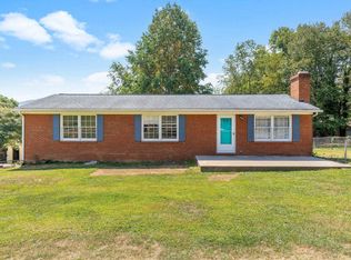 1323 Forester Rd, Clifton Forge, VA 24422