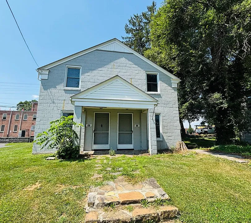 511 Progress St NE