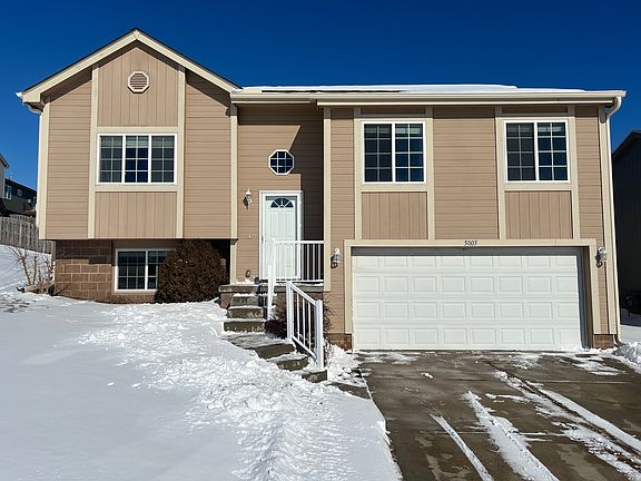 2nd image of 5005 N 169th St