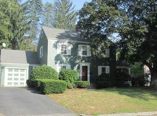 30 Kinnicutt Rd, Worcester, MA 01602