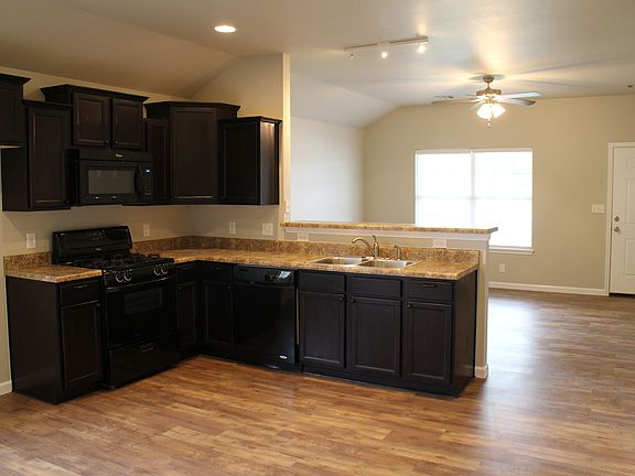 3rd image of 1240 Panther Ln