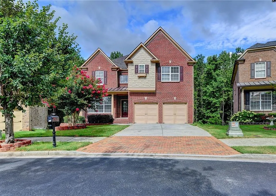 2511 Royston Dr