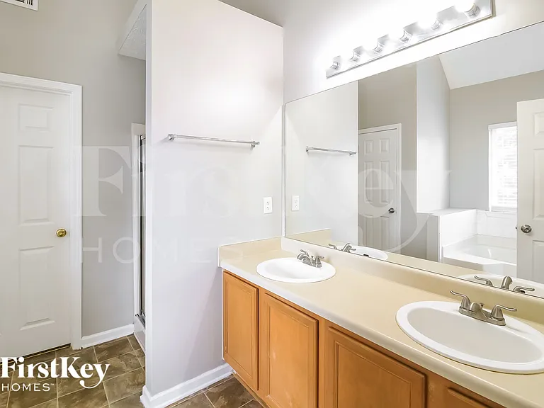 15 Dairyland Dr — Photo 11