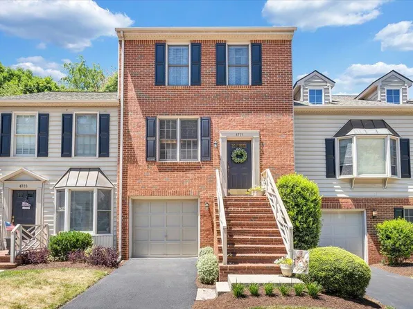 4721 Wembley Pl SW, Roanoke, VA 24018
