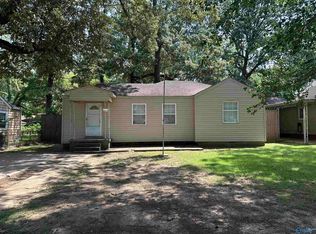 1911 Enolam Blvd SE, Decatur, AL 35601