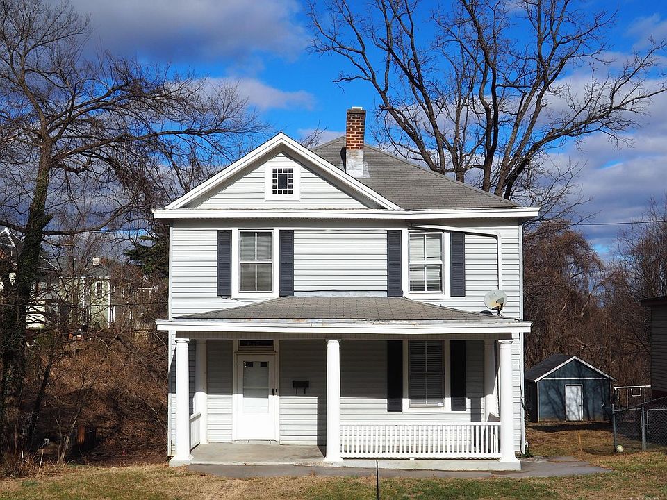 1st image of 1516 Clinton St