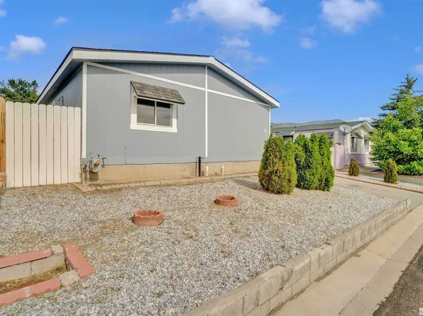 813 Clordi Ln, Mound House, NV 89706