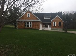 1032 Mill Rd, East Aurora, NY 14052