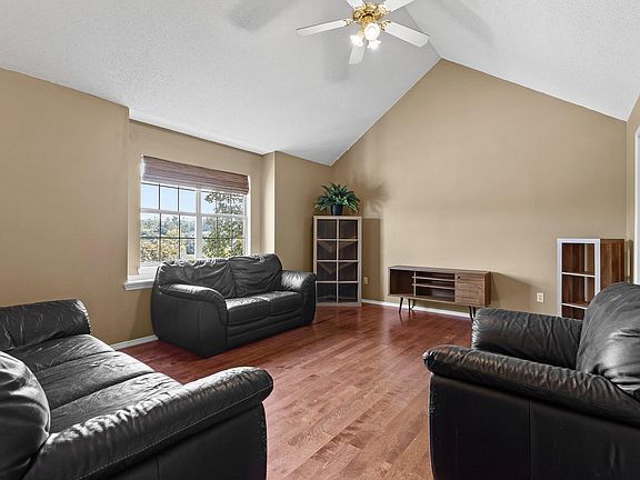 5th image of 8306 Harvest Oak Ln