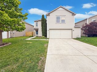8134 S Firefly Dr, Pendleton, IN 46064