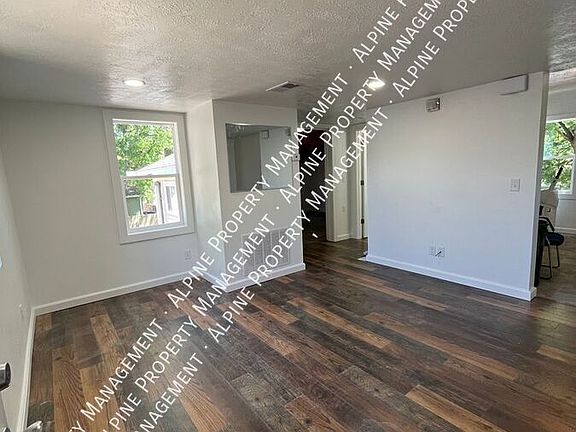 3rd image of 616 S Duluth Ave #2