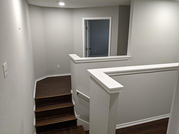 5th image of 1125 Kathy Ln Suite 2