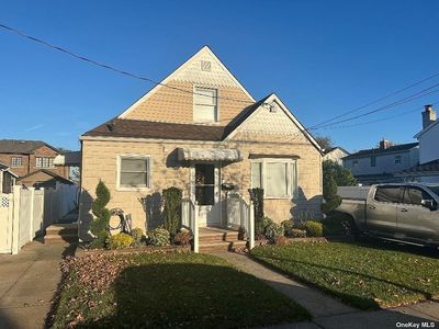 157-43 88th St #1, Howard Beach, NY, 11414