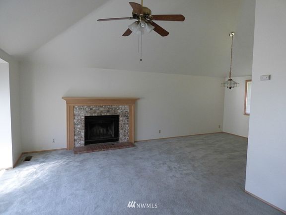2nd image of 1356 NW Bartlett Court