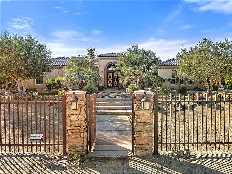 31453 Chimayo Rd — Photo 66