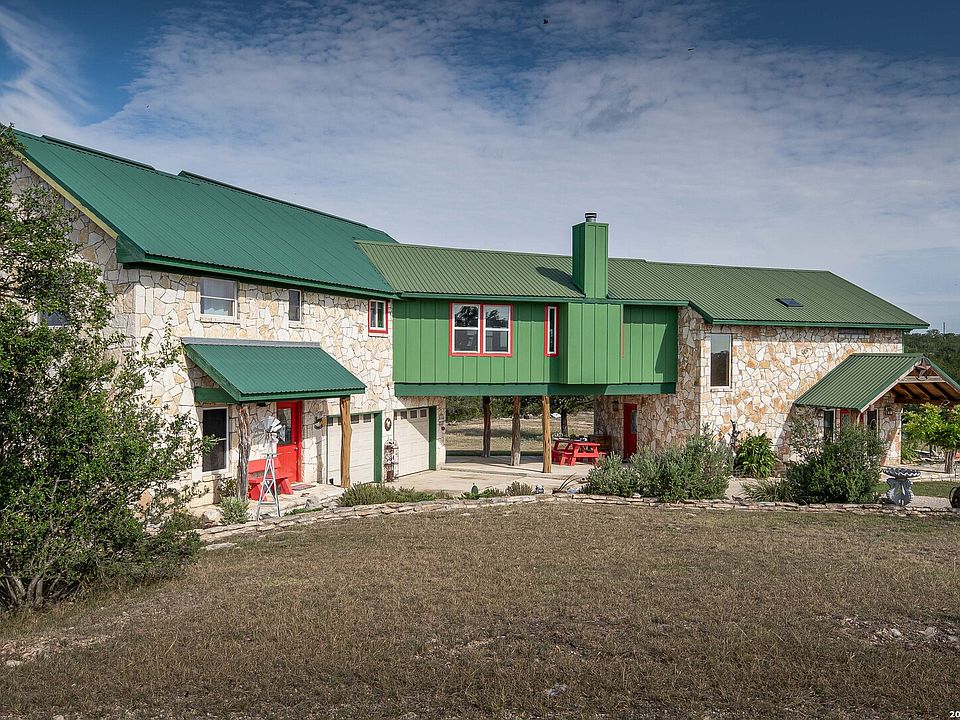 1st image of 290 Japonica Road