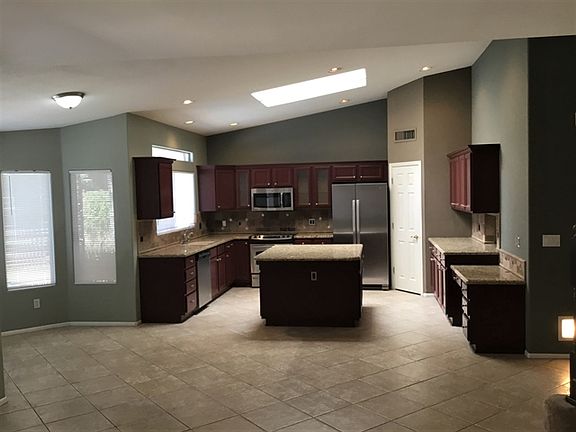 5th image of 5615 E Kings Ave