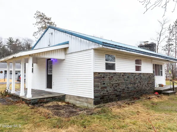 9 E Quaker Street, NY 12832