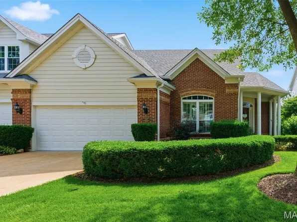 386 Shetland Valley Ct, Chesterfield, MO 63005