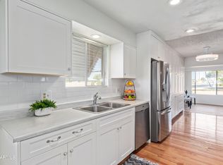10652 W Saratoga Cir, Sun City, AZ 85351