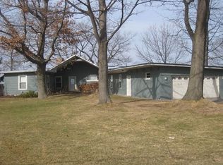 98 W Beach Dr, Hilton, NY 14468