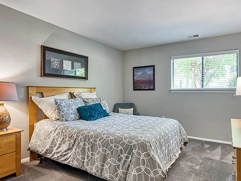 Second bedroom