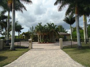 19351 SW 190th St, Miami, FL 33187