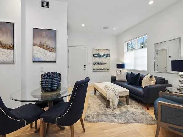 111 Marion St #1, Brookline, MA 02446