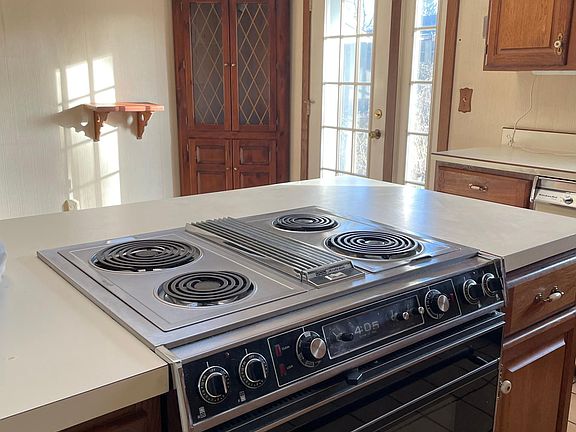 4th image of 2576 N Kathwood Cir