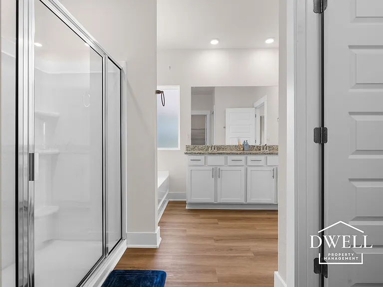 1009 Hayward Loop — Photo 22