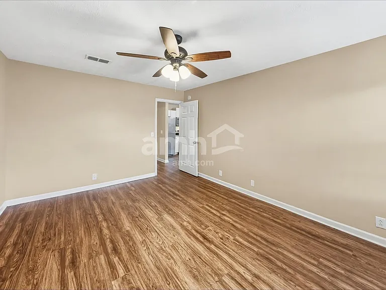 1801 Antebellum Dr — Photo 10