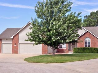 12370 E Lincoln Ct, Wichita, KS 67207