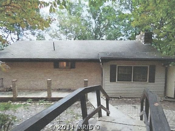 3rd image of 34 Laurel Hill Ct