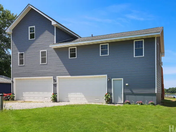 35806 N Marine Dr, Fox Lake, IL 60020