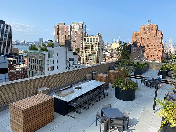 2nd image of 50 Murray St #10I