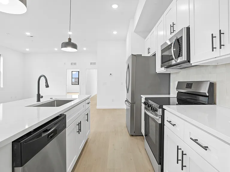 Atlas Lofts — Photo 18