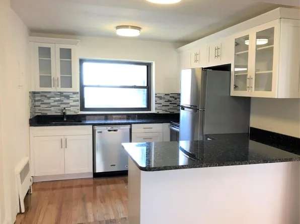 117 Nahant St Unit 1, Lynn, MA 01902