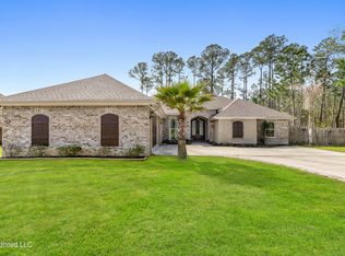 703 Barlow St, Waveland, MS 39576