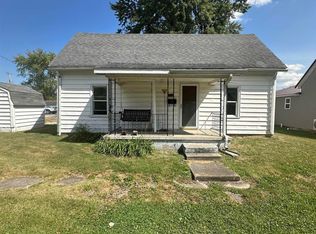 689 4th St NW, Linton, IN 47441