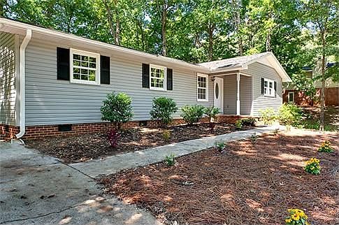 2nd image of 310 Pinonwood Dr