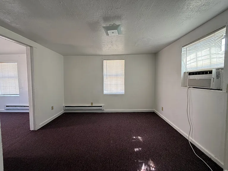 211 W Chisum Ave #5 — Photo 7