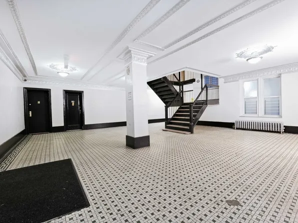 7402 Bay Parkway image 5 of 6