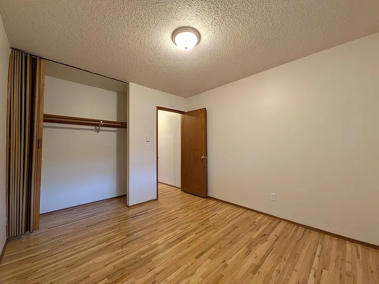 Bel Air Apartments — Photo 28