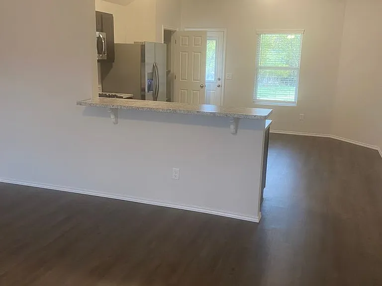 2028 Taylor St — Photo 4