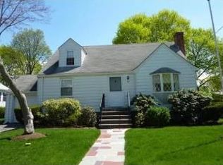 65 Stone Rd, Waltham, MA 02453