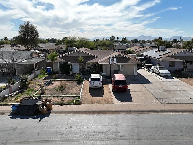 1st image of 6319 W Earll Dr