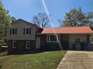 1104 Topcon St, Fayetteville, NC 28314