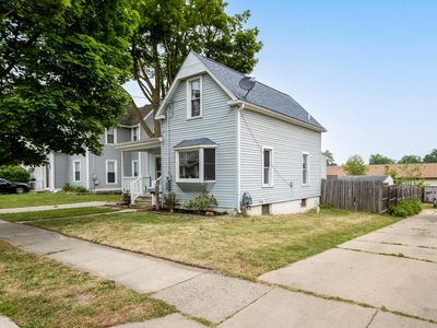 137 S McKenzie St, Adrian, MI, 49221