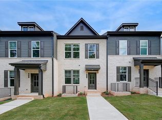 313 Daybreak Ln, Newnan, GA 30265
