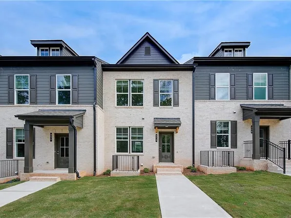 313 Daybreak Ln, Newnan, GA 30265